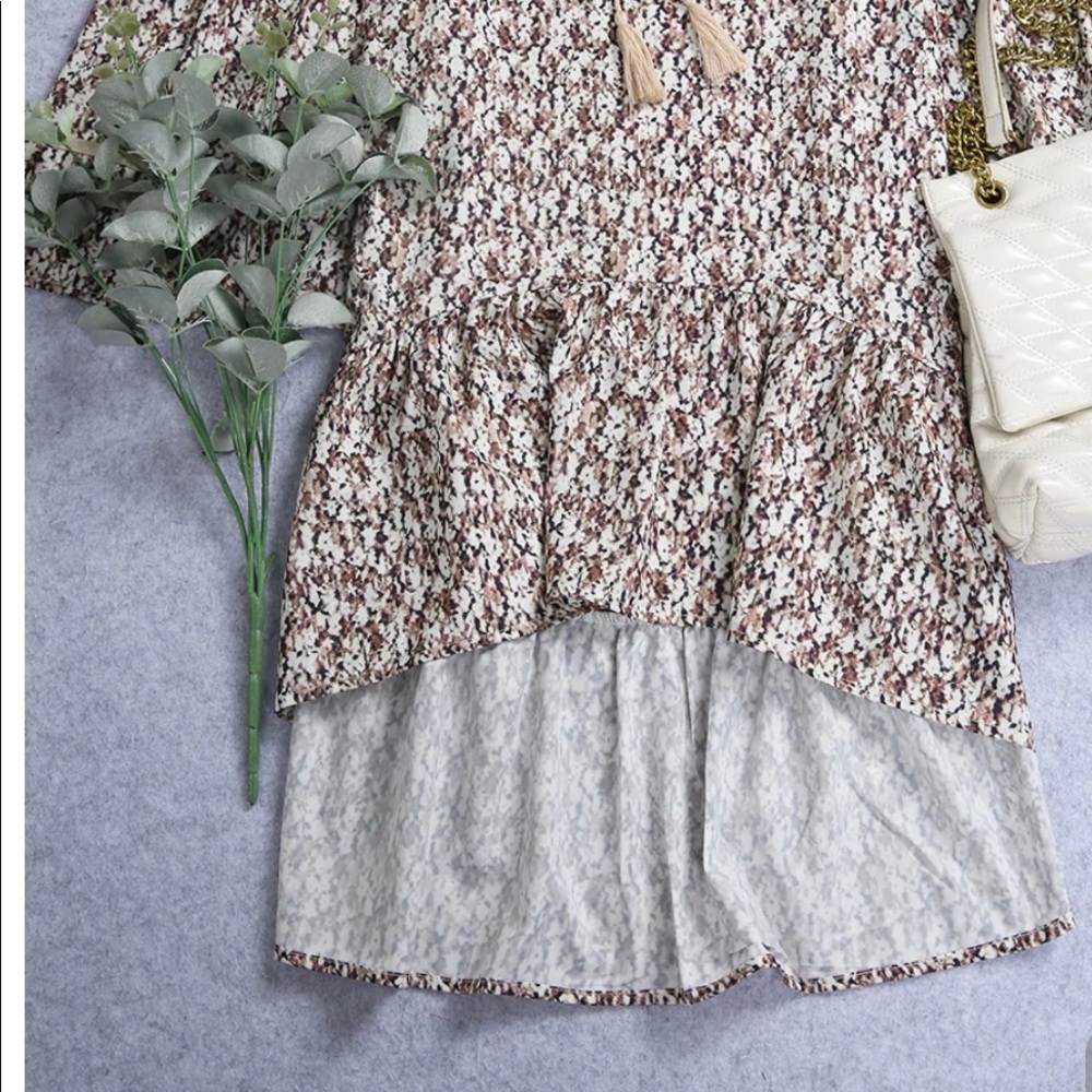 Womens Vneck dress. RUNS SMALL.
